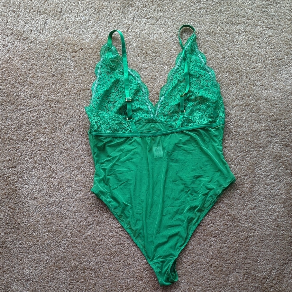 Green Lace Bodysuit - Picture 5 of 5